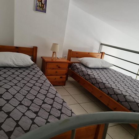 Apartments 4 You Paliouri Habitación foto